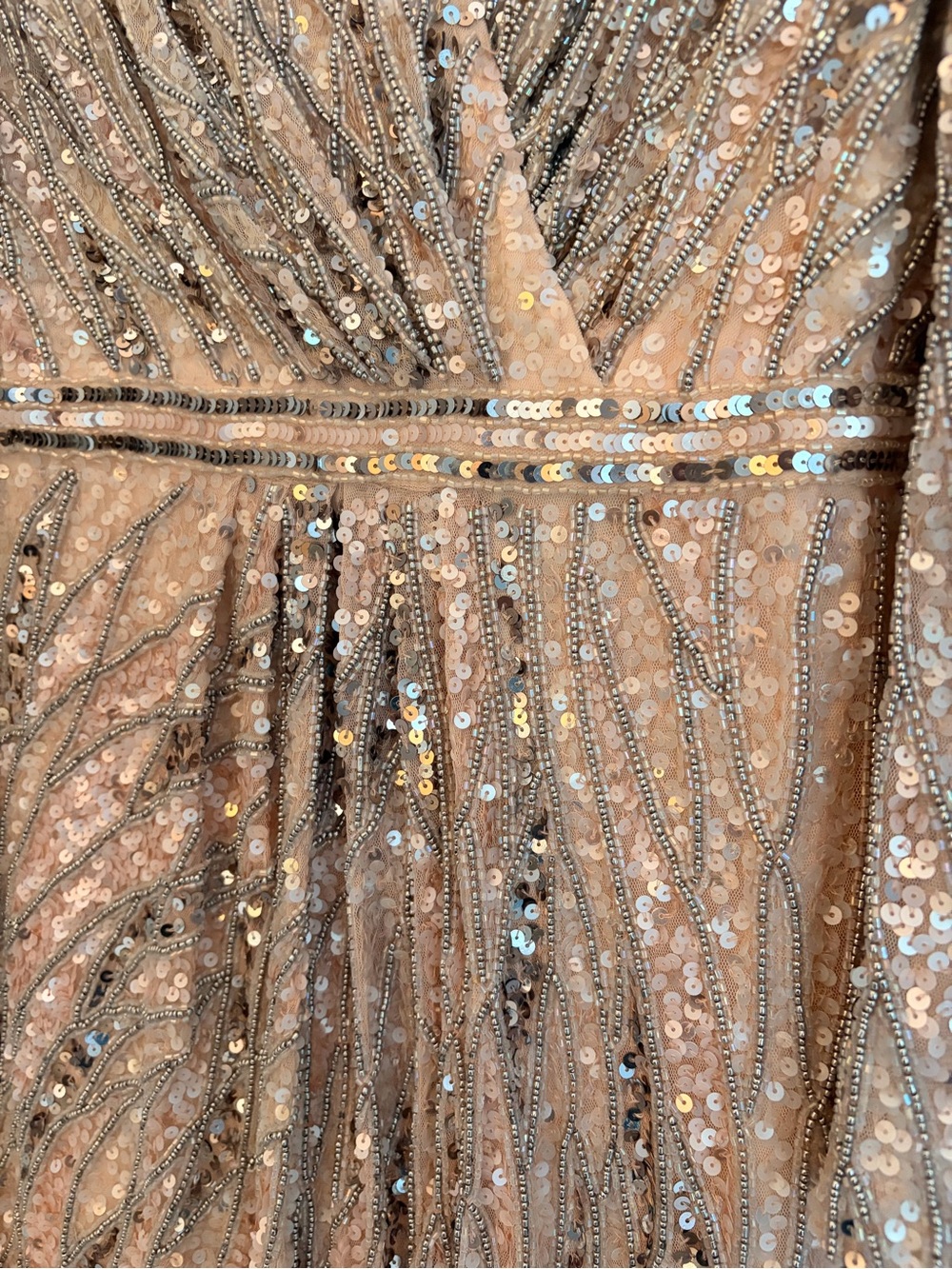 MAC DUGGAL DRESS - Picture 3 of 7